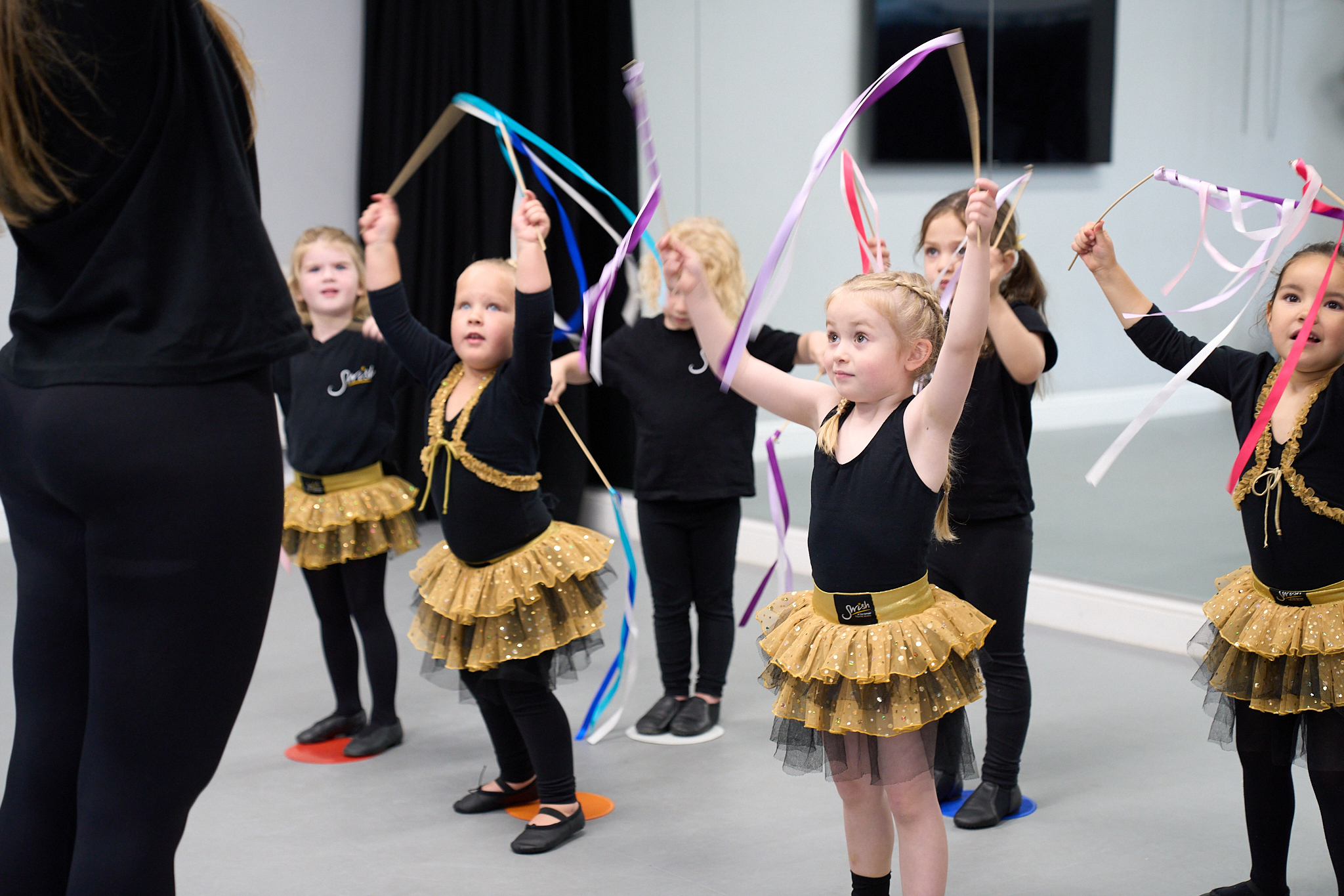 Photo of ‘Little Stars’ Musical Theatre Classes at Swish of the Curtain Lymington (3-4)